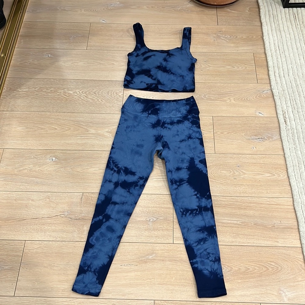 Blue tie dye leggings and sports bra
